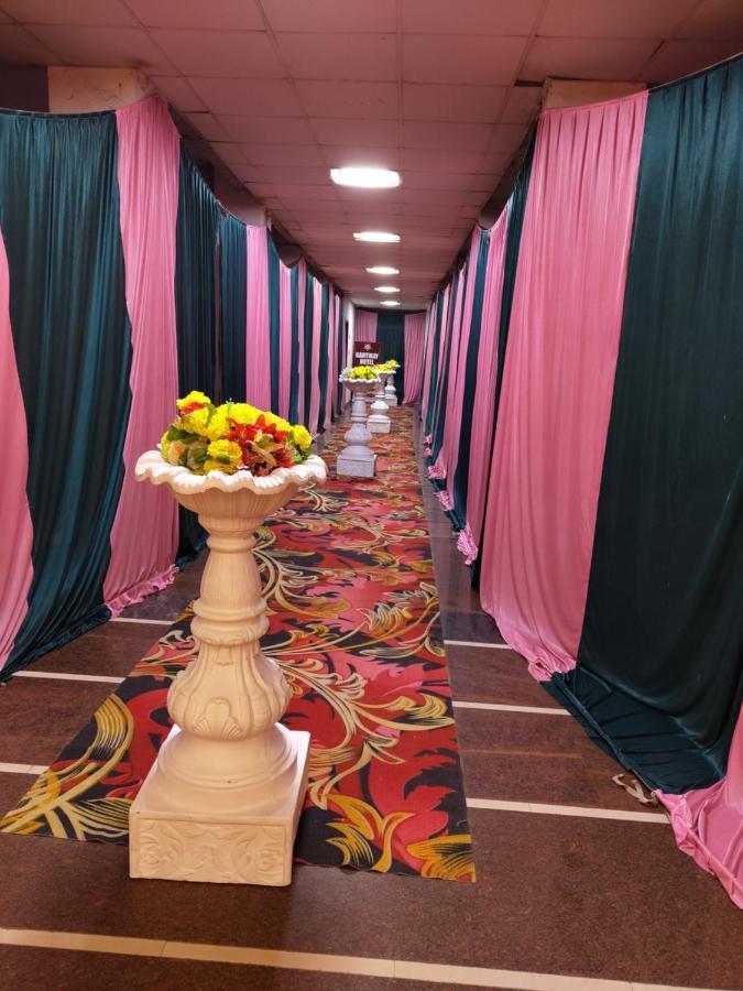 Kartikay Hotel Hisār المظهر الخارجي الصورة