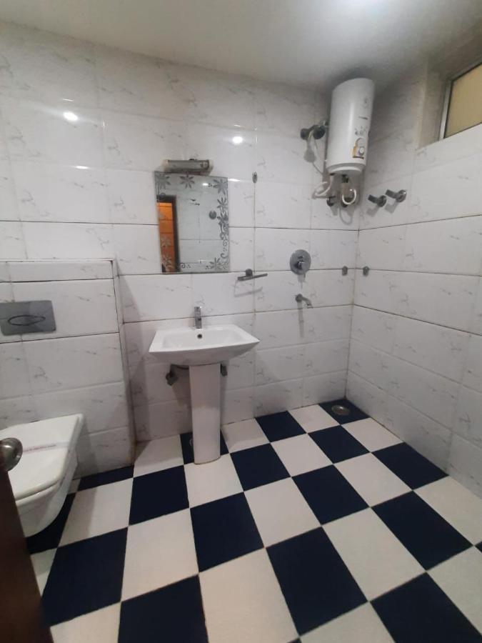 Kartikay Hotel Hisār المظهر الخارجي الصورة