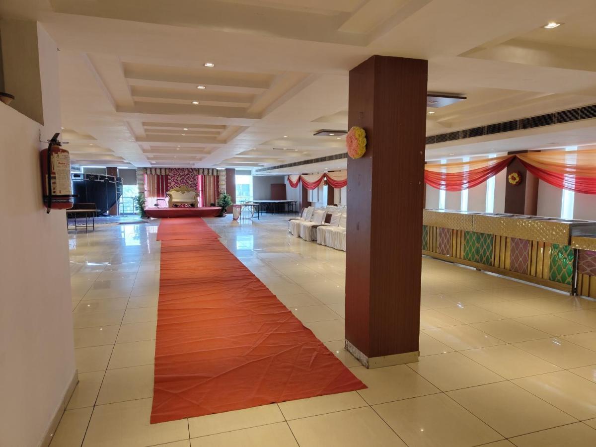 Kartikay Hotel Hisār المظهر الخارجي الصورة