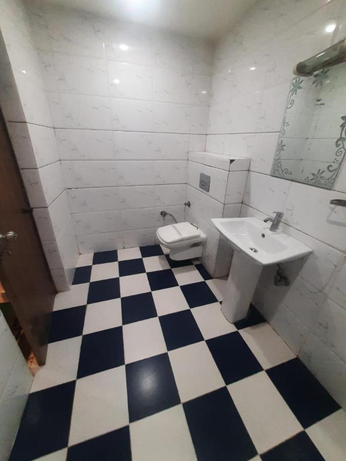 Kartikay Hotel Hisār المظهر الخارجي الصورة