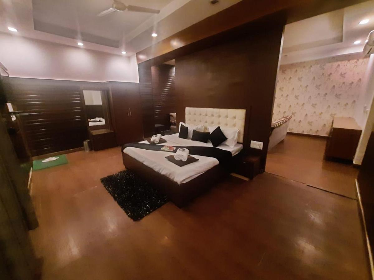 Kartikay Hotel Hisār المظهر الخارجي الصورة