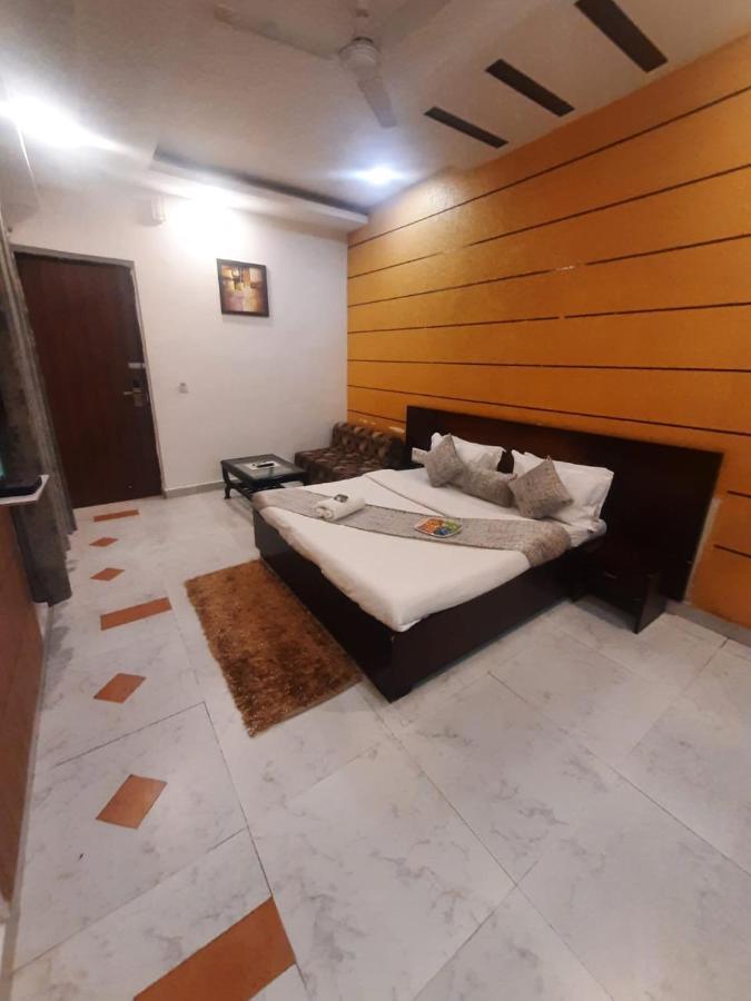 Kartikay Hotel Hisār المظهر الخارجي الصورة