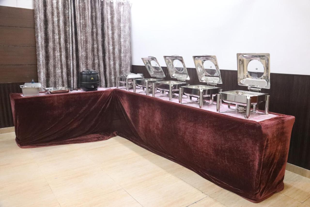 Kartikay Hotel Hisār المظهر الخارجي الصورة